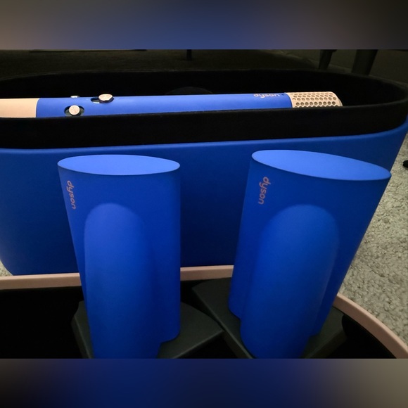 Dyson Airwrap Complete Long in Special Edition Blue - Picture 7 of 8